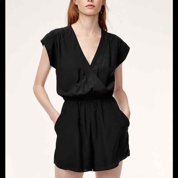 Aritzia Babaton Corbett Romper-100% Silk-Size XS - Picture 1 of 16